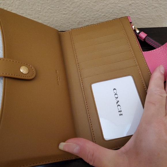 Coach Phone Tech Wallet Retro Stripe - Picture 8 of 10